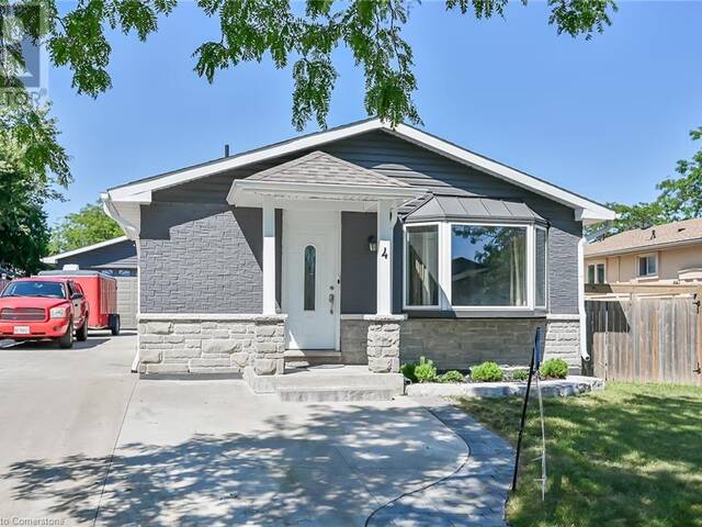 4 MARKHAM Crescent Hamilton Ontario