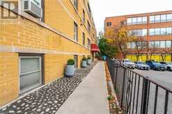 4 ROBINSON Street Unit# 5 Hamilton