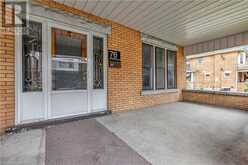 76 SPADINA Avenue Hamilton