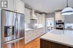 175 OAKHILL Place Ancaster