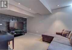 2375 STONE GLEN Crescent Oakville