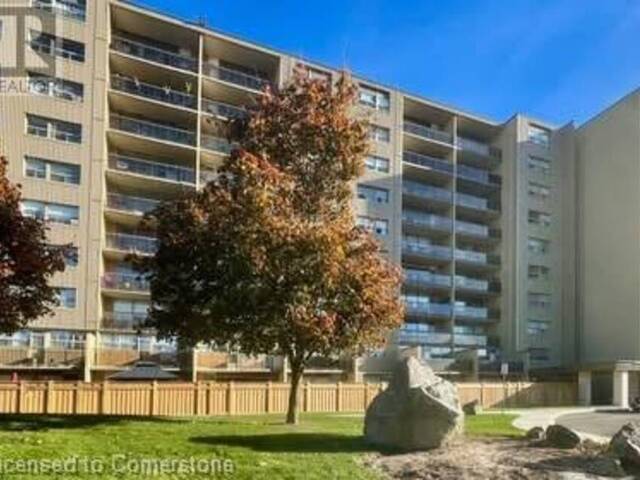 15 NICKLAUS Drive Unit# 910 Hamilton Ontario