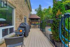 62 BRIDLEWOOD Drive Dundas