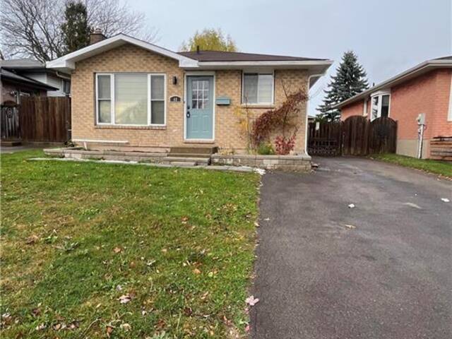 48 LARCHWOOD Circle Welland Ontario