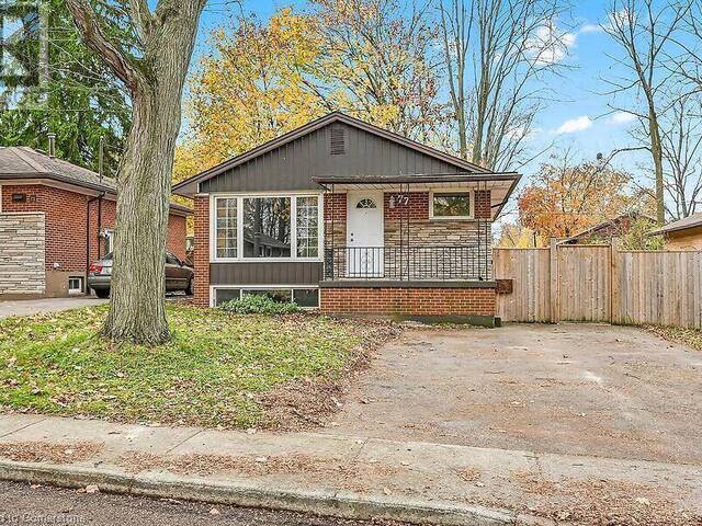 77 BLACKWOOD Crescent Hamilton Ontario