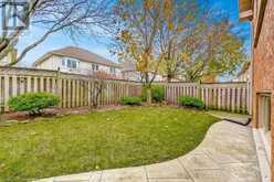 32 BROOKHURST Crescent Waterdown