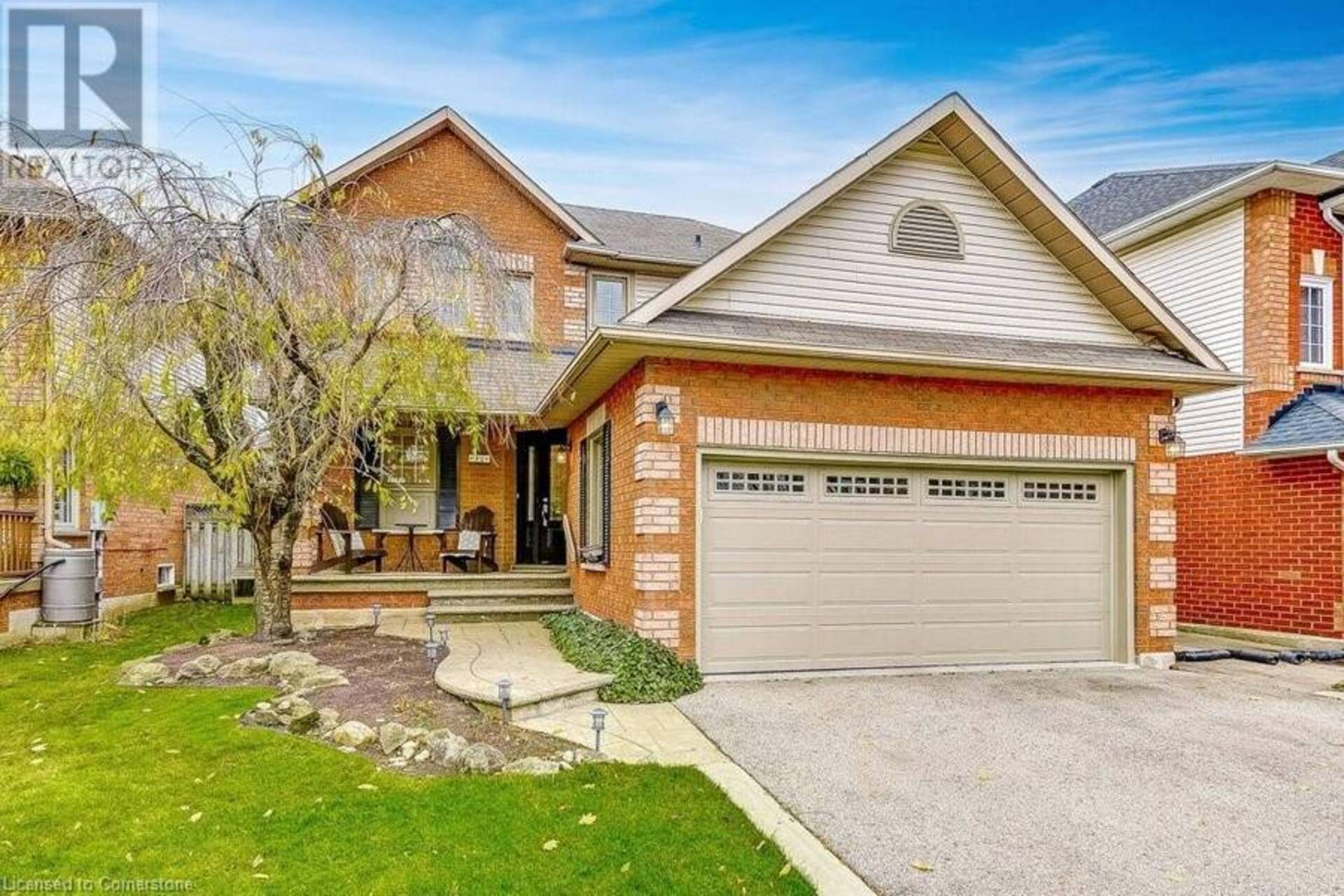 32 BROOKHURST Crescent Waterdown