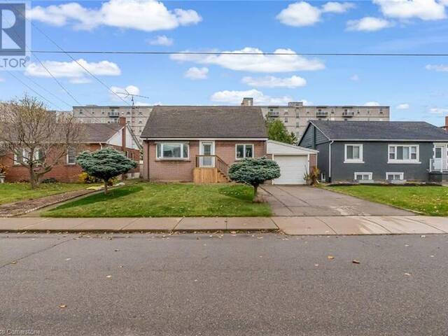 58 DUNCOMBE Drive Hamilton Ontario