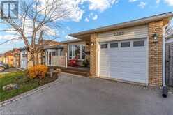 2360 MALCOLM Crescent Burlington