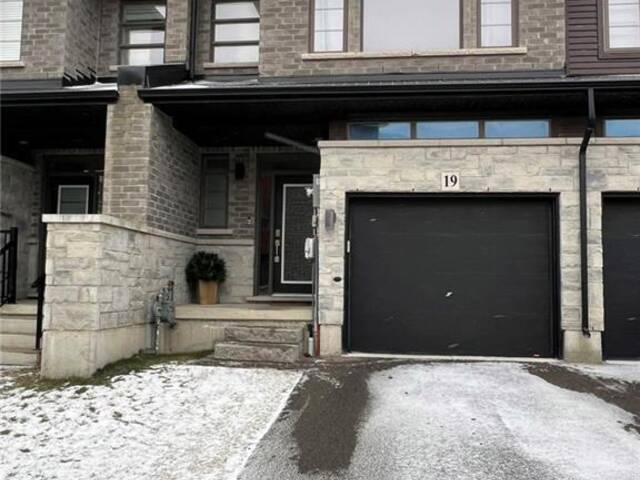 30 TIMES SQUARE Boulevard Unit# 19 Stoney Creek Ontario