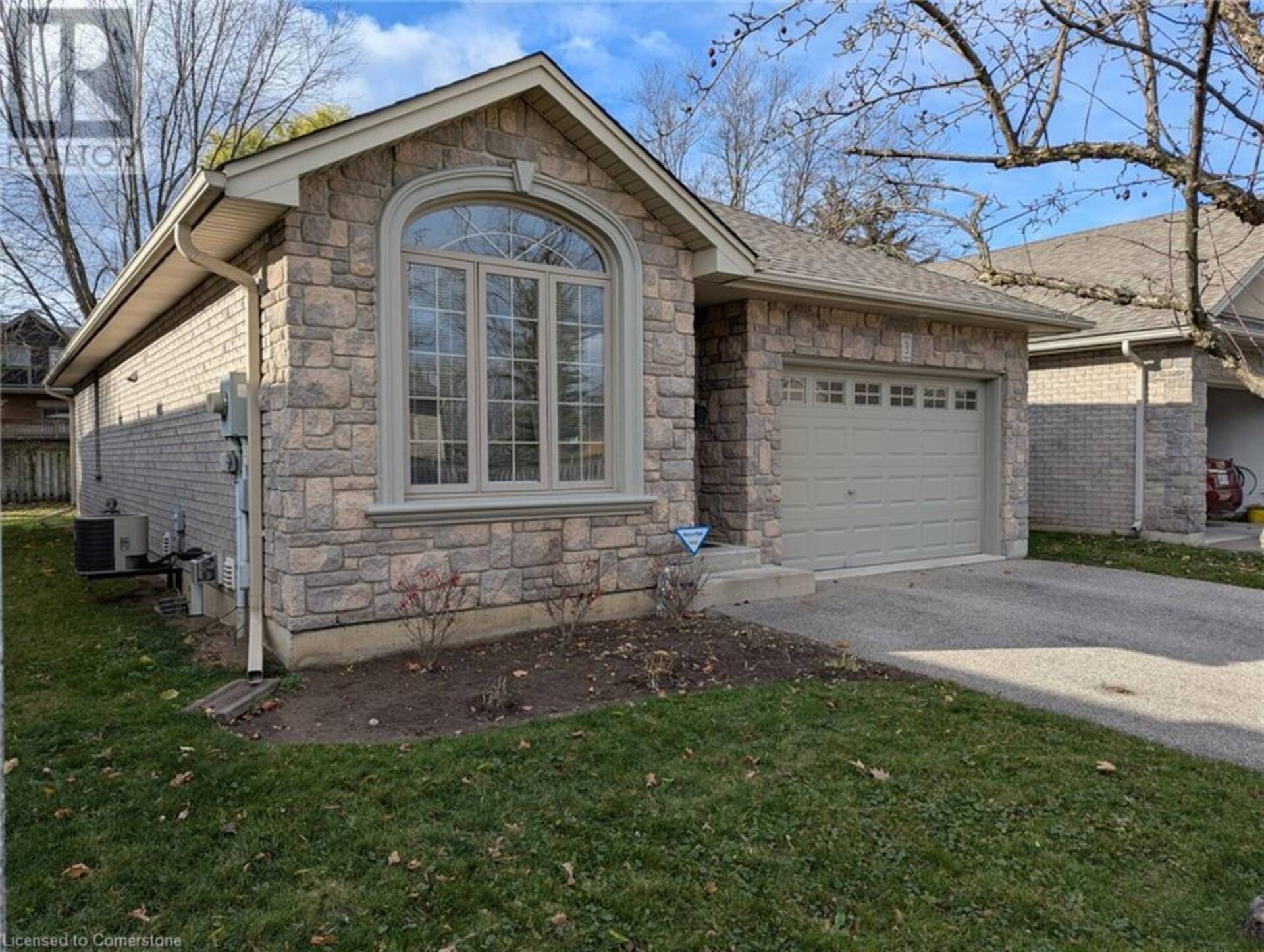 54 GLENWOOD Drive Unit# 3 Brantford