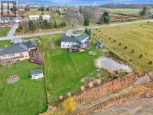 621 RIDGE Road W Grimsby