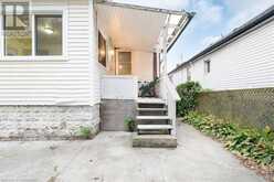 105 EDGEMONT Street N Hamilton