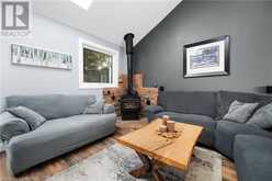 2118 GOVERNORS Road Ancaster