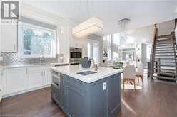 430 STANFIELD Drive Oakville