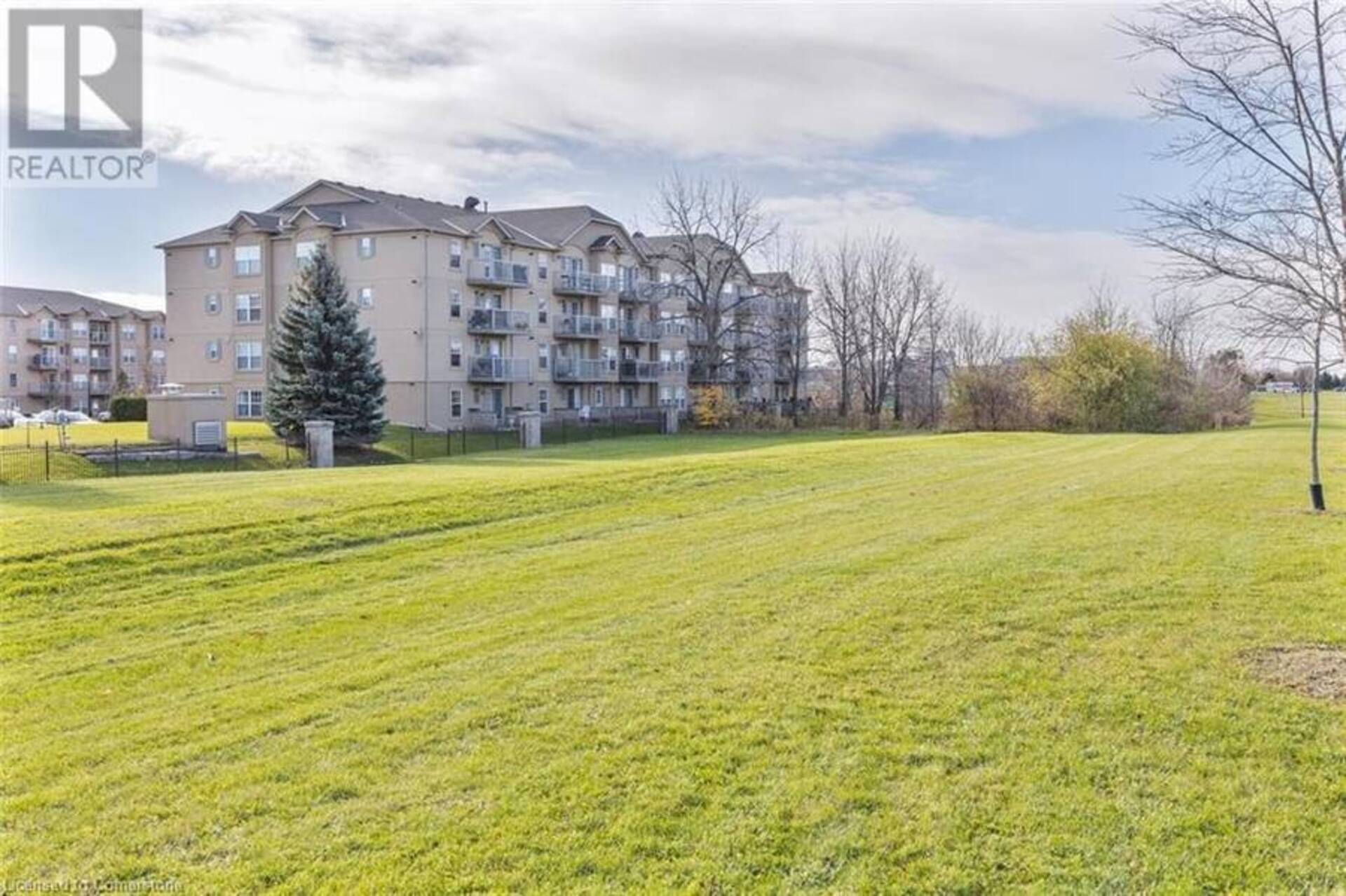 1490 BISHOPS Gate Unit# 314 Oakville