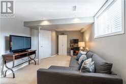 800 PARAMOUNT Drive Unit# 38 Hamilton