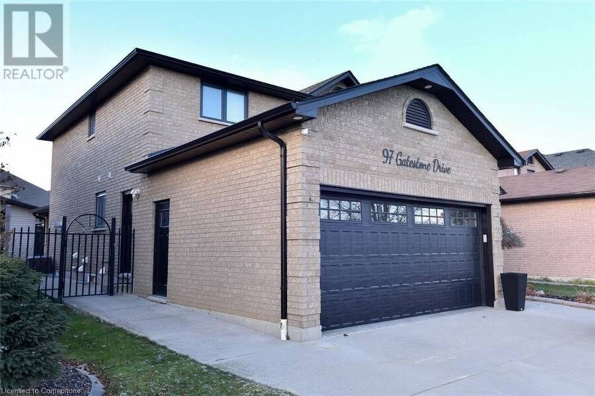 97 GATESTONE Drive Unit# Lower Stoney Creek