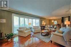 153 WOLFDALE Avenue Oakville