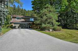 153 WOLFDALE Avenue Oakville