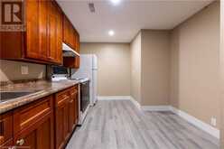 598 MAPLEDALE Avenue Unit# Lower London