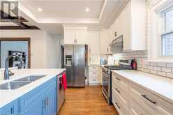 185 FAIRLEIGH Avenue S Hamilton