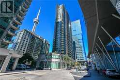 30 GRAND TRUNK Crescent Unit# 709 Toronto