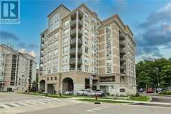 3000 CREEKSIDE Drive Unit# 807 Dundas