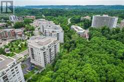 3000 CREEKSIDE Drive Unit# 807 Dundas