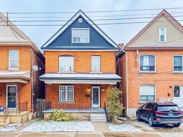 38 FAIRLEIGH Avenue N Hamilton Ontario