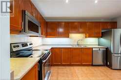 4000 CREEKSIDE Drive Unit# 207 Dundas