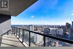 15 QUEEN Street S Unit# 2112 Hamilton