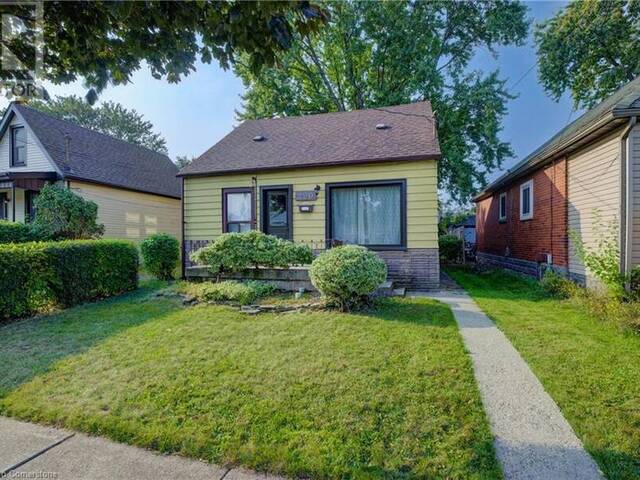 220 MCANULTY Boulevard Hamilton Ontario