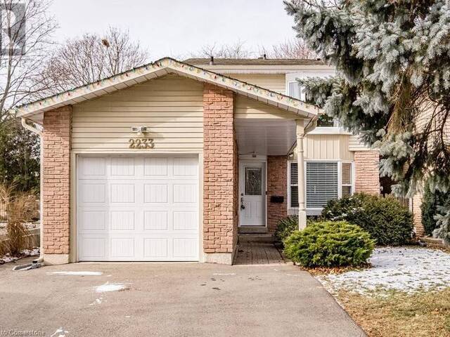 2233 MIDDLESMOOR Crescent Burlington Ontario