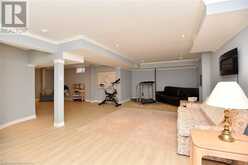 182 VALRIDGE Drive Ancaster