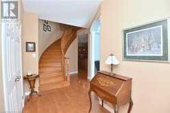 182 VALRIDGE Drive Ancaster