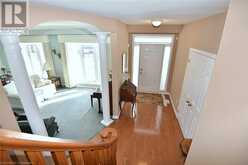 182 VALRIDGE Drive Ancaster