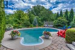 2185 MEADOWLAND Drive Oakville