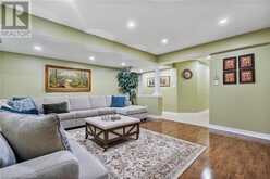 575 STONEHENGE Drive Ancaster