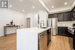 370 STONEHENGE Drive Unit# 19 Ancaster