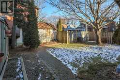 21 PAISLEY Avenue S Hamilton