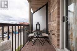 73 WASHINGTON Avenue Unit# 301 Oakville