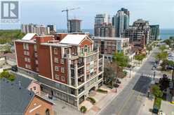 445 ELIZABETH Street Unit# PH1 Burlington