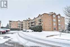 1460 BISHOPS Gate Unit# 109 Oakville