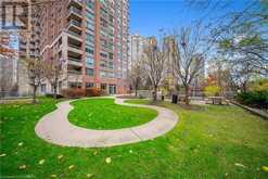 156 ENFIELD Place Unit# 808 Mississauga