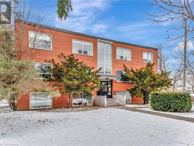 57 MERICOURT Road Unit# 302 Hamilton Ontario