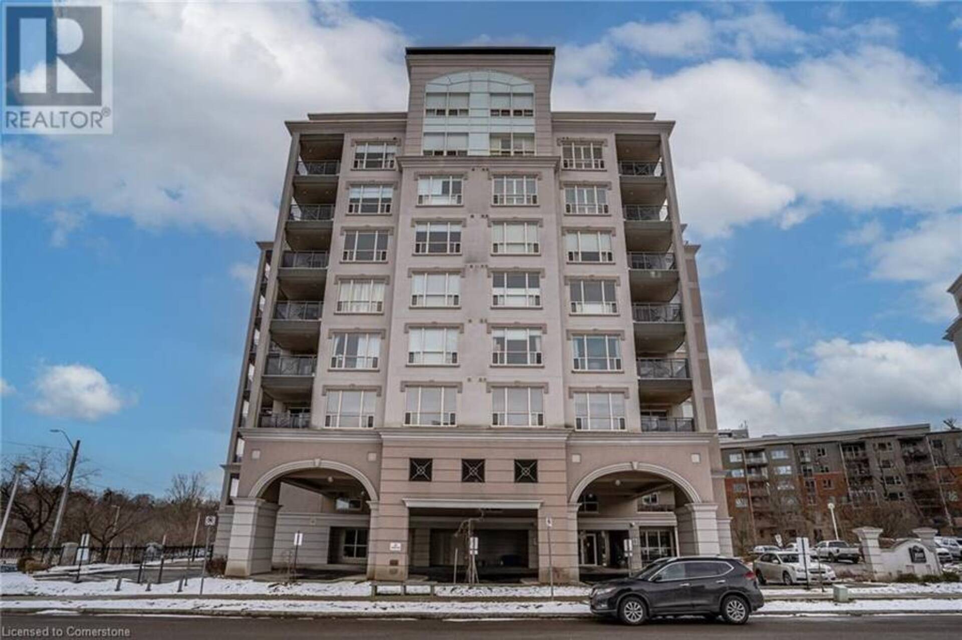 1000 CREEKSIDE Drive Unit# 605 Dundas