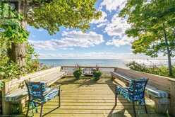 305 LAKESHORE Road Selkirk