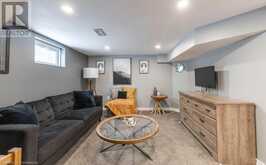 2 HIGHLAND Gardens Welland