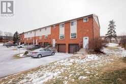 90 MAGNOLIA Drive Unit# 27 Hamilton